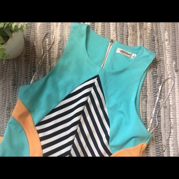 NWOT Paper Scissors Bodycon Geometric Dress in Black White Tourquoise Orange SZM - Picture 2 of 11